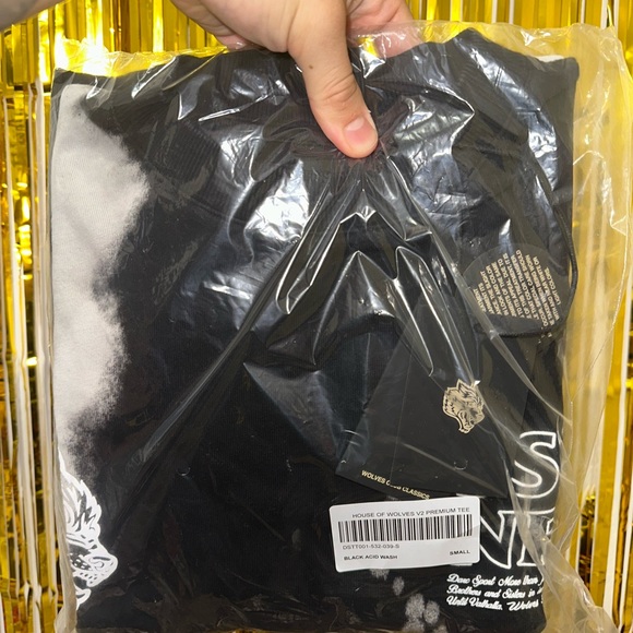 DARC SPORT “HOUSE OF WOLVES” FLAMES BLACK ACID WASH SHIRT - Picture 6 of 8